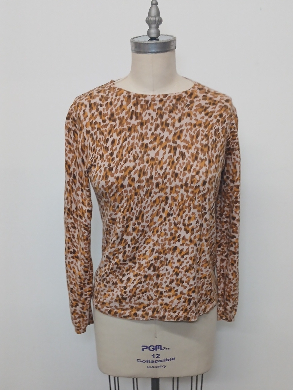 Ann Taylor Knit Leopard Printed Sweater Size LP